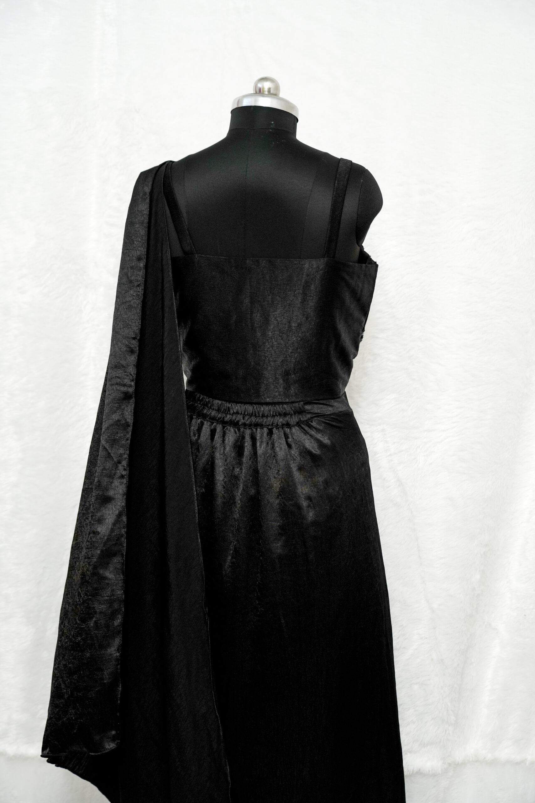 Chic black dhoti set - Image 10