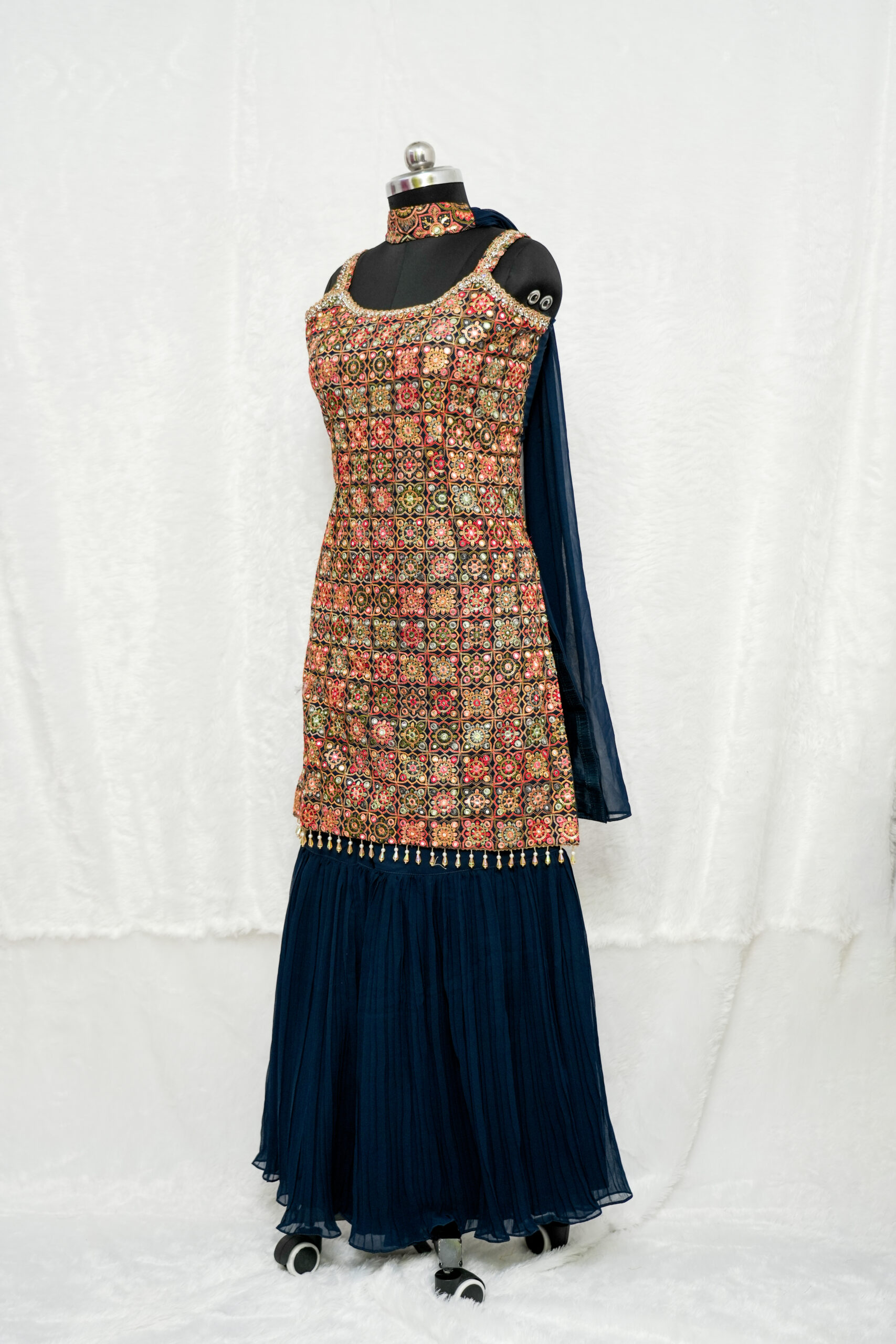 Dark blue sharara set - Image 4