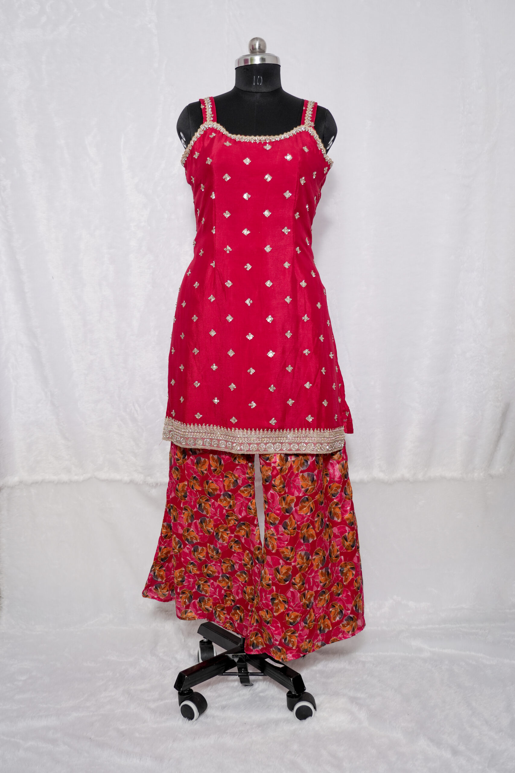 Crimson red palazzo set - Image 2