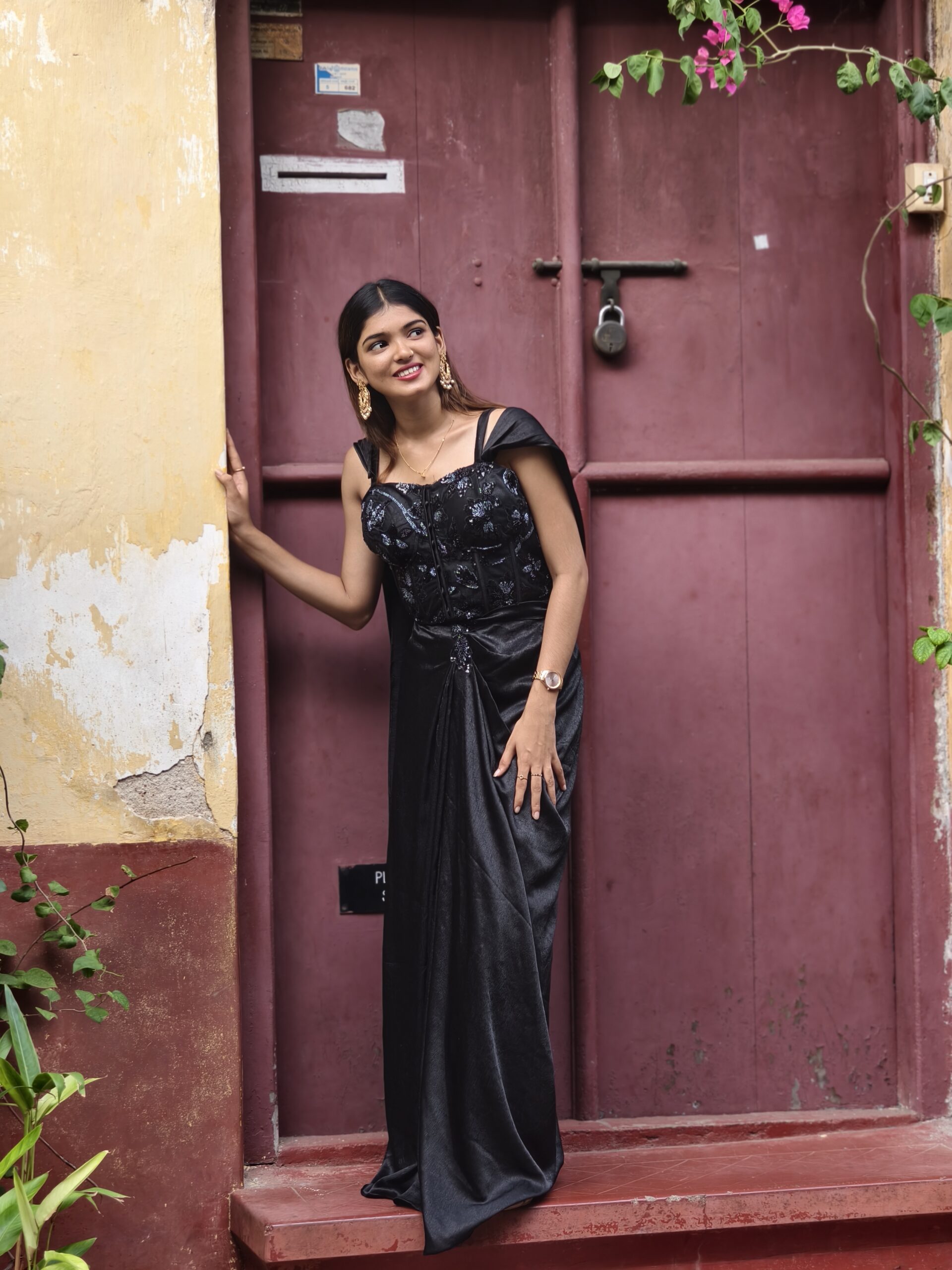 Chic black dhoti set - Image 5