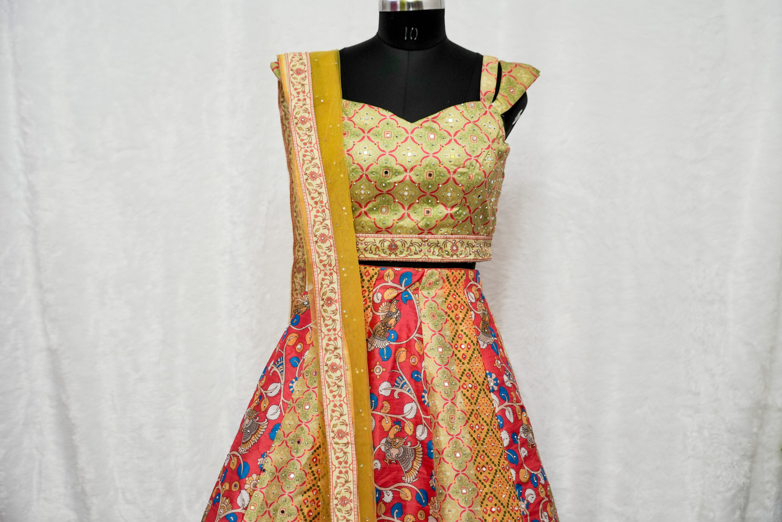 Piece Lehenga Choli Set - Image 3