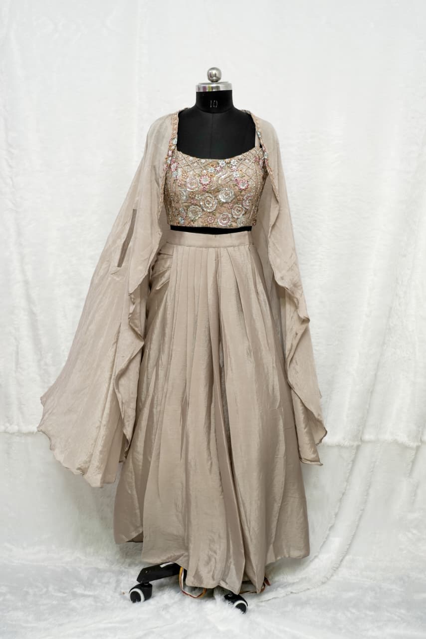 Grey Chinnon Cape Set - Image 5