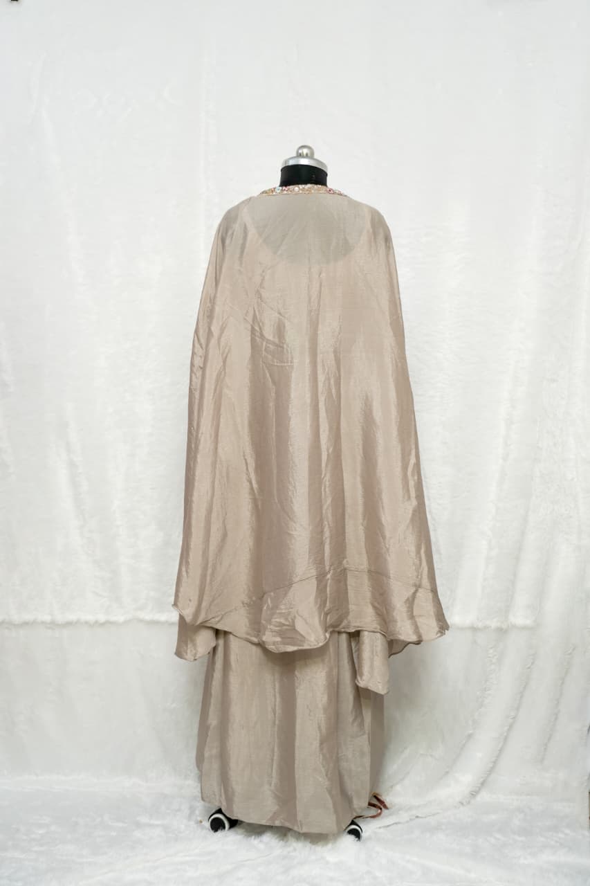 Grey Chinnon Cape Set - Image 2