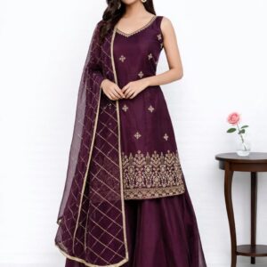 Elegant Desinger Lehenga Set
