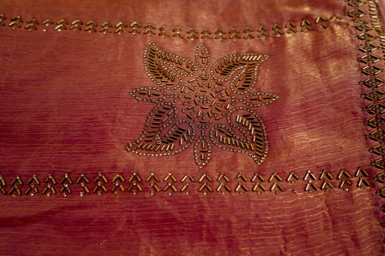 Designer Rust Orange Saree with Blouse - Image 4